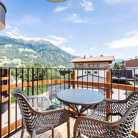 Modern With 2 Bedrooms In *